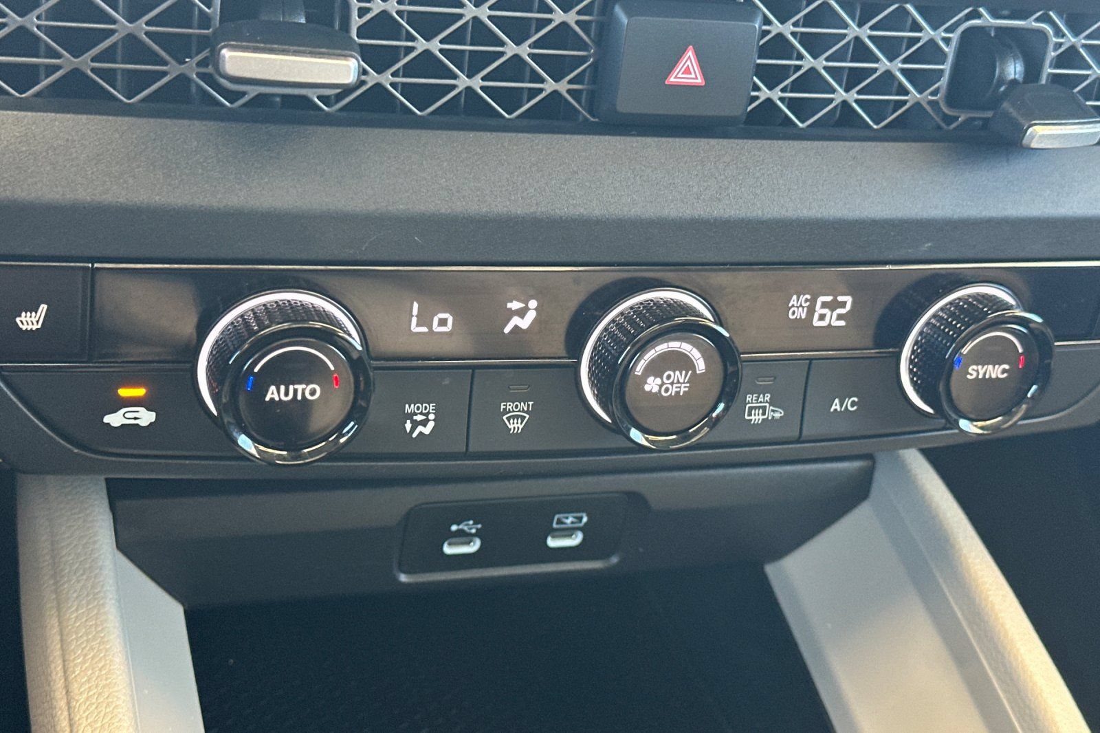 Used 2025 Honda Accord SE image 19