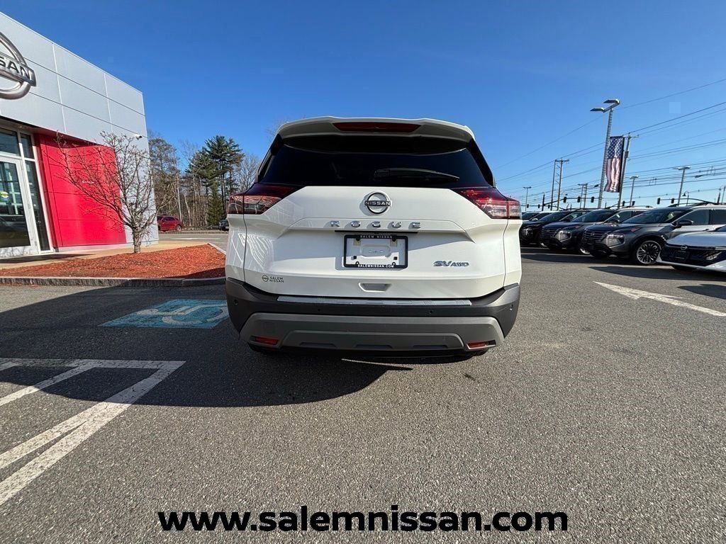 Certified 2023 Nissan Rogue SV w/ SV Premium B Package AWD/4WD image 17