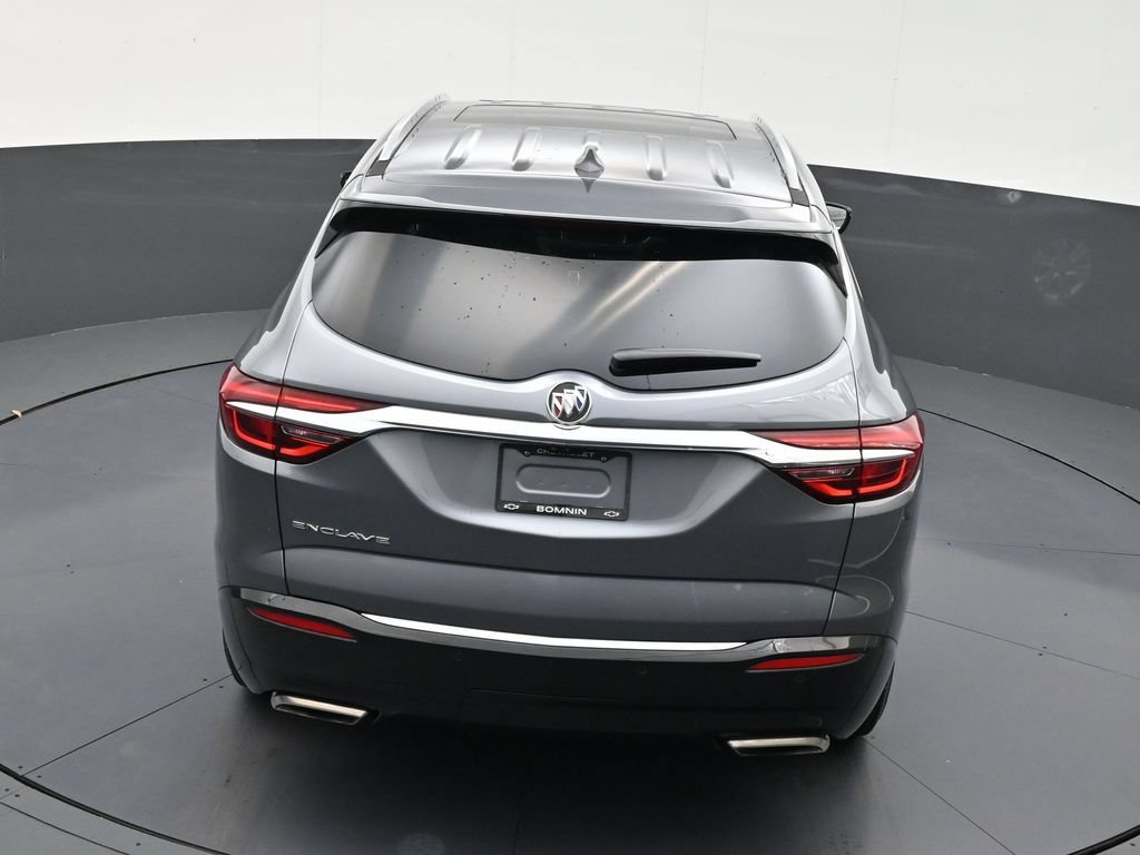 Used 2020 Buick Enclave Essence w/ Sound and Sites Package FWD image 14