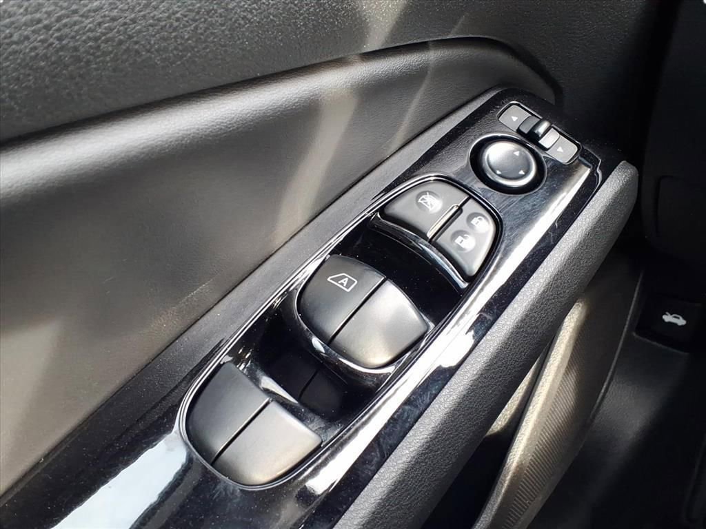 Used 2023 Nissan Altima 2.5 SV image 25