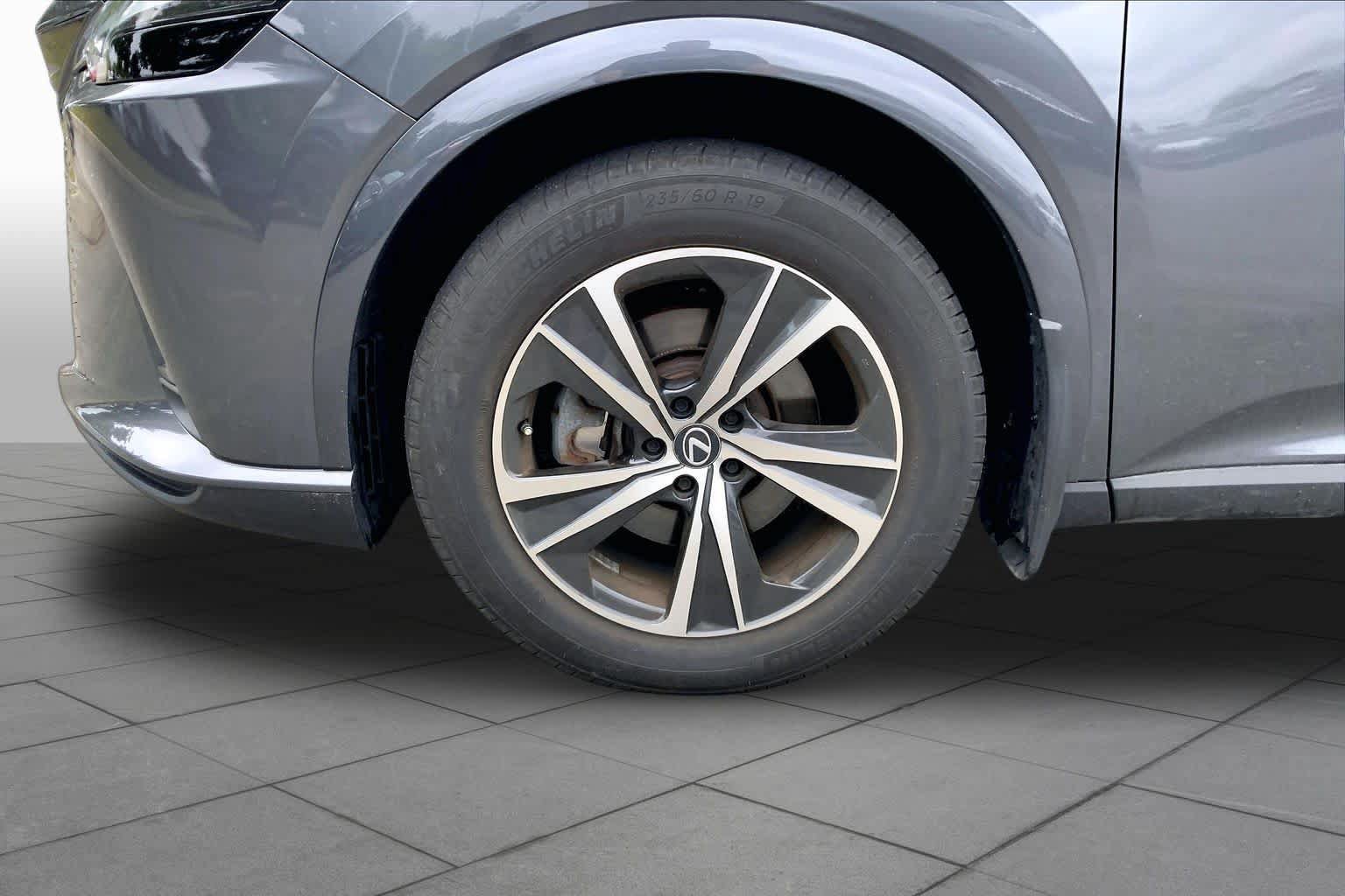 Used 2024 Lexus RX 350 Premium w/ Cold Area Package AWD/4WD image 11
