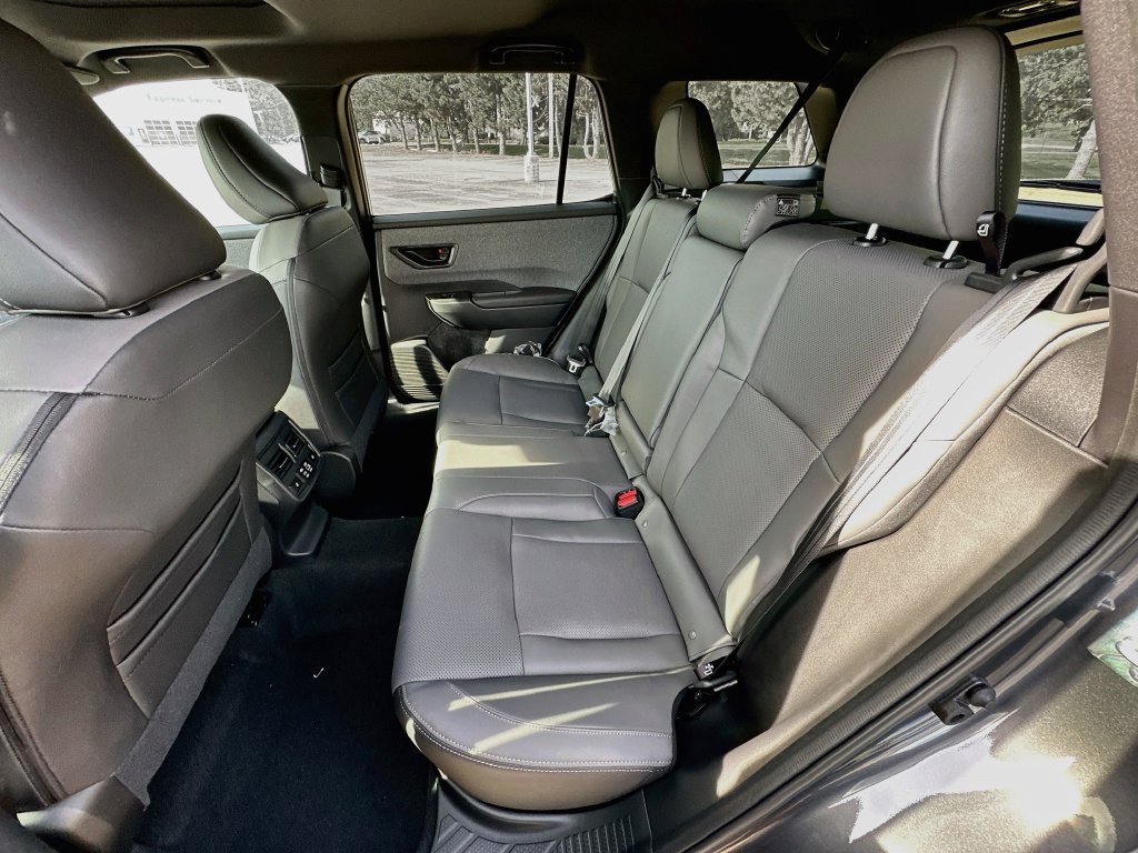 New 2026 Subaru Outback Limited XT AWD/4WD image 32