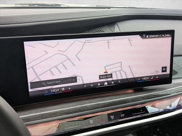 Used 2023 BMW 740i image 14