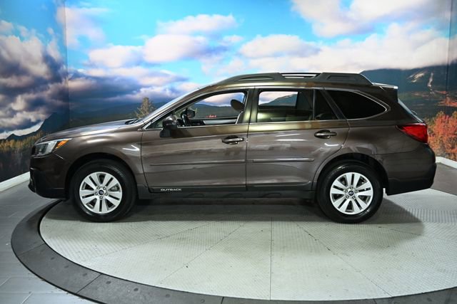 Used 2019 Subaru Outback 2.5i Premium image 5