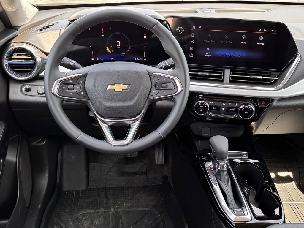 New 2026 Chevrolet Trax LT w/ Driver Confidence Package FWD image 8