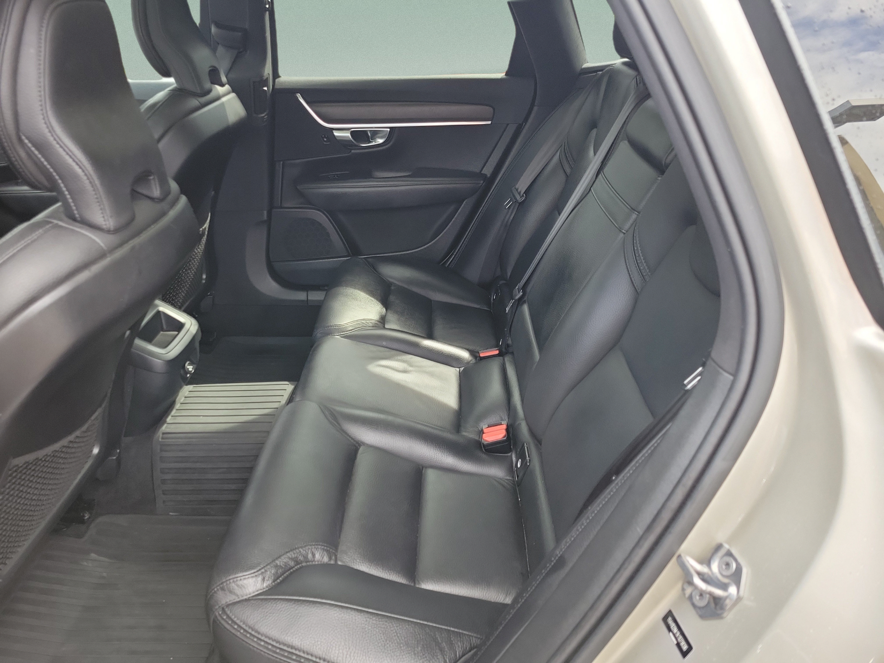 Used 2019 Volvo V90 T5 Cross Country AWD/4WD image 24