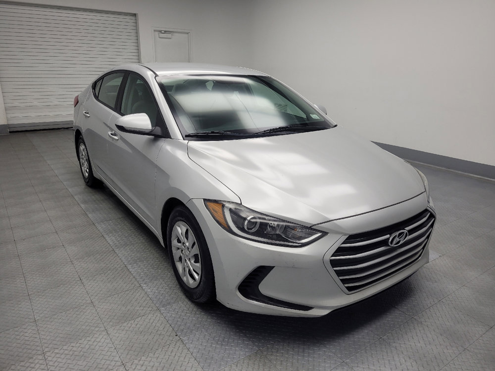 Used 2017 Hyundai Elantra SE image 13
