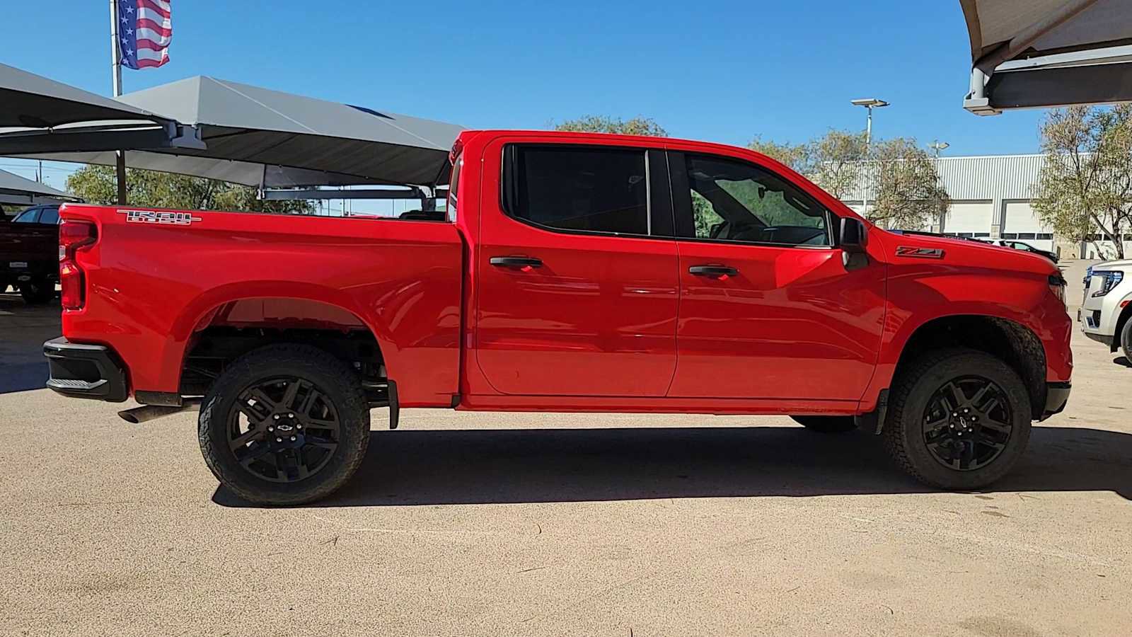New 2026 Chevrolet Silverado 1500 Custom Trail Boss w/ LPO, Dark Essentials Package AWD/4WD image 2