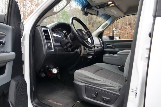 Used 2014 RAM 3500 Big Horn image 19