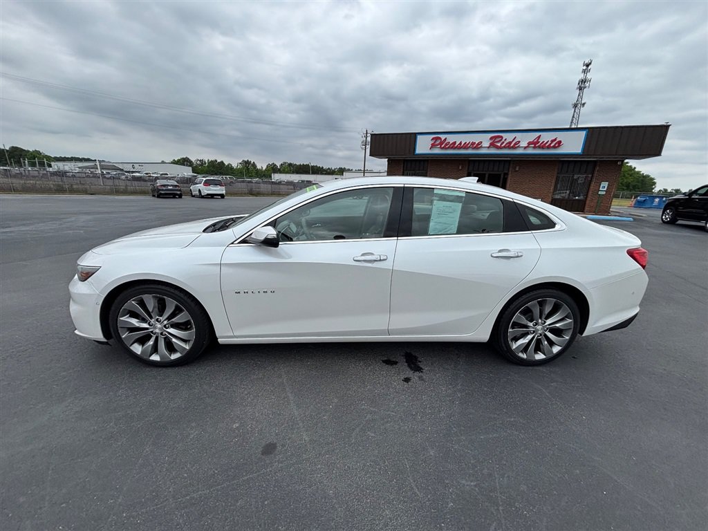 Used 2016 Chevrolet Malibu Premier w/ Driver Confidence Package II FWD image 2