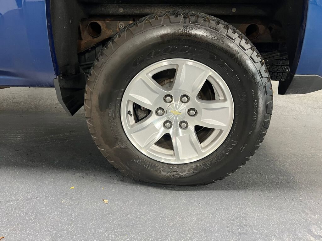 Used 2018 Chevrolet Silverado 1500 LT w/ All Star Edition image 14