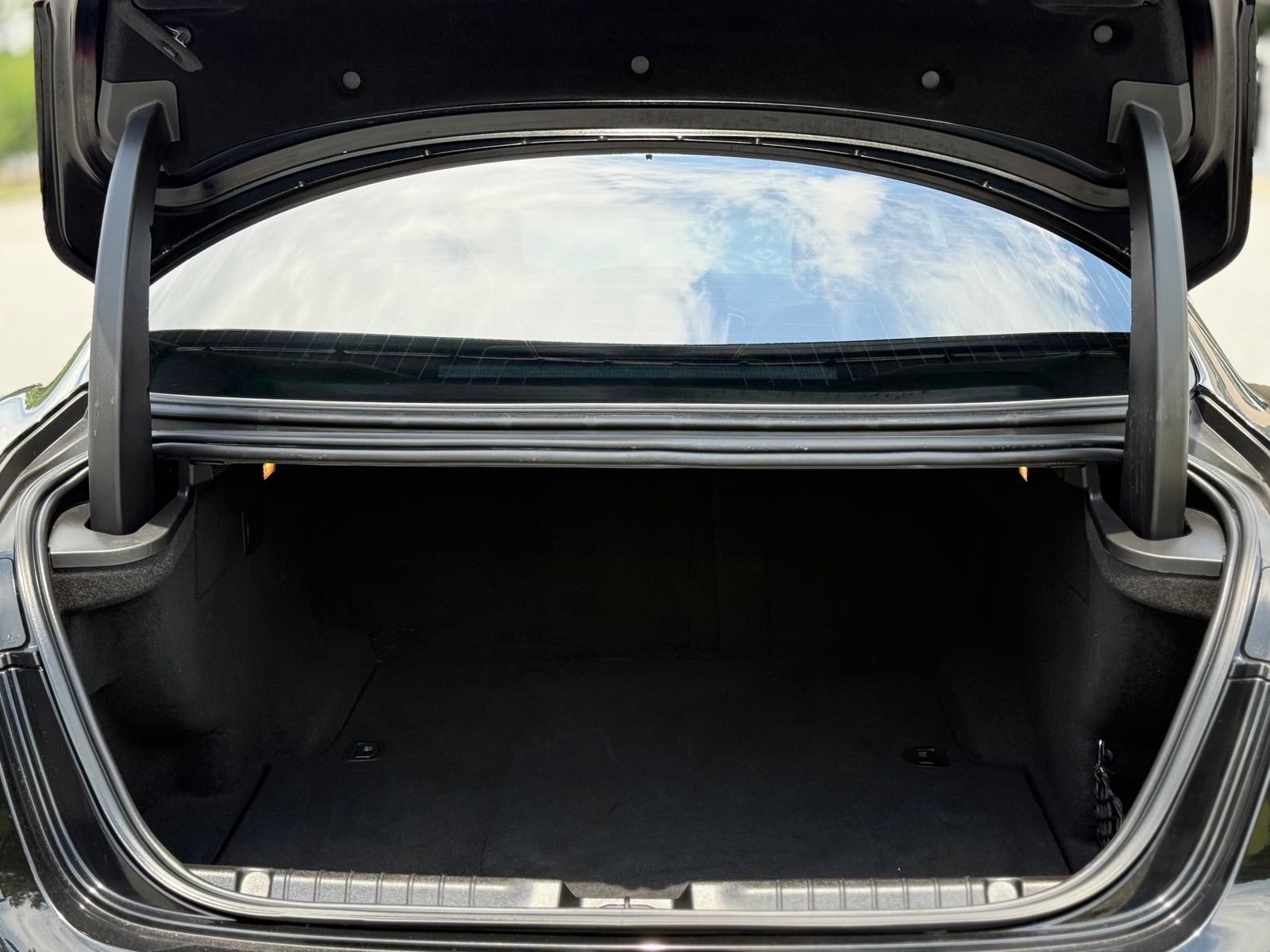 Used 2019 Maserati Ghibli RWD image 50