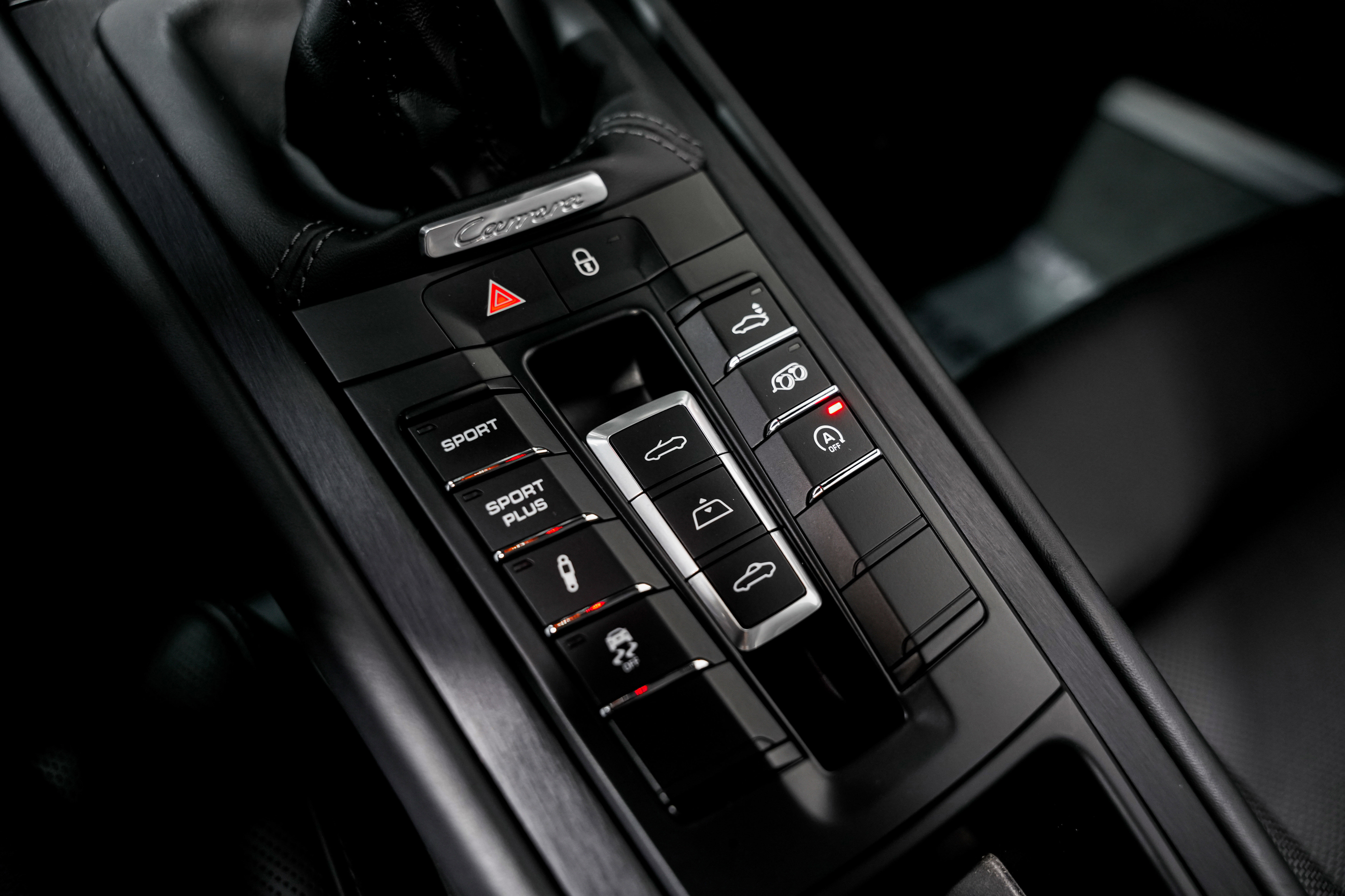 Used 2015 Porsche 911 Carrera 4 GTS w/ Bose Audio Package AWD/4WD image 16