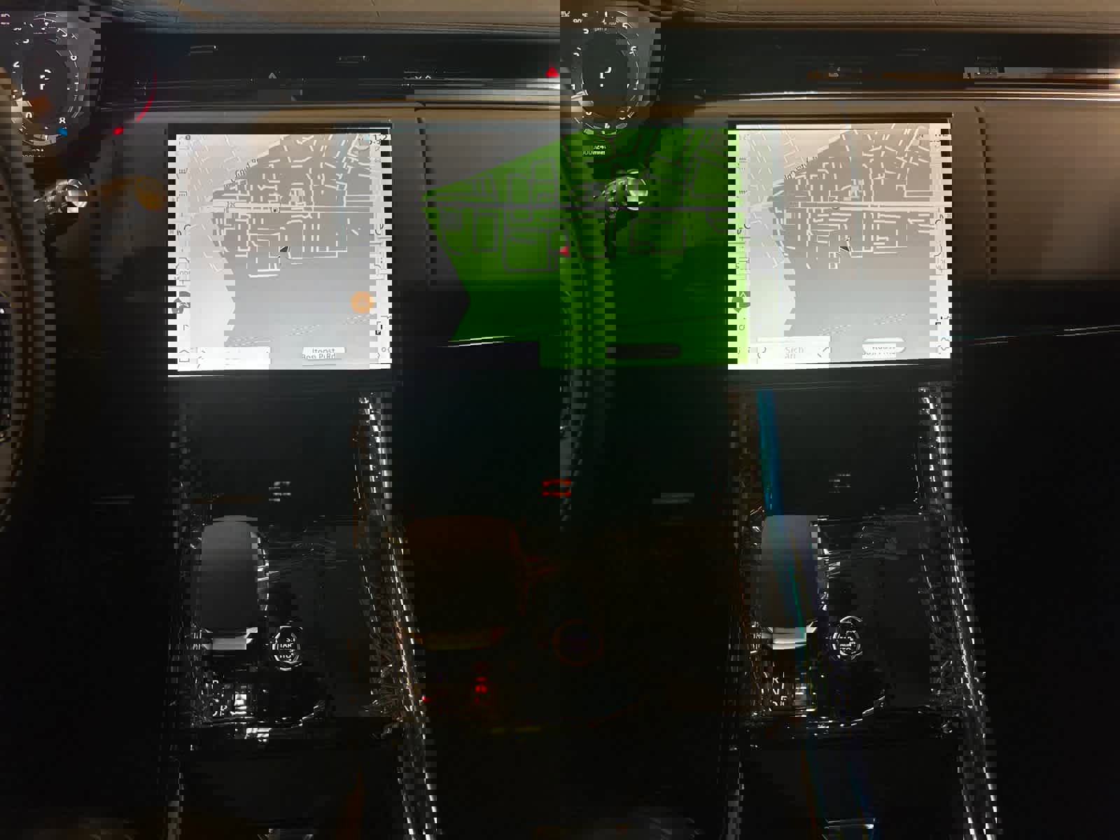 New 2025 Land Rover Range Rover Sport Dynamic SE image 16