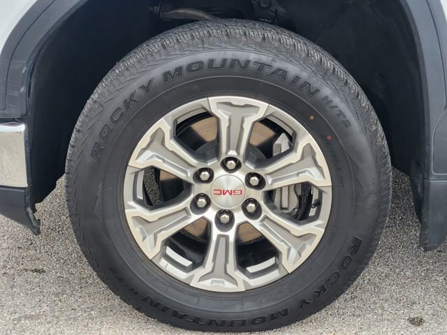 Used 2025 GMC Sierra 1500 SLT image 8