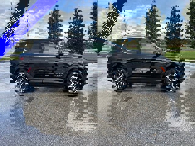 New 2026 Chevrolet Equinox EV LT image 6