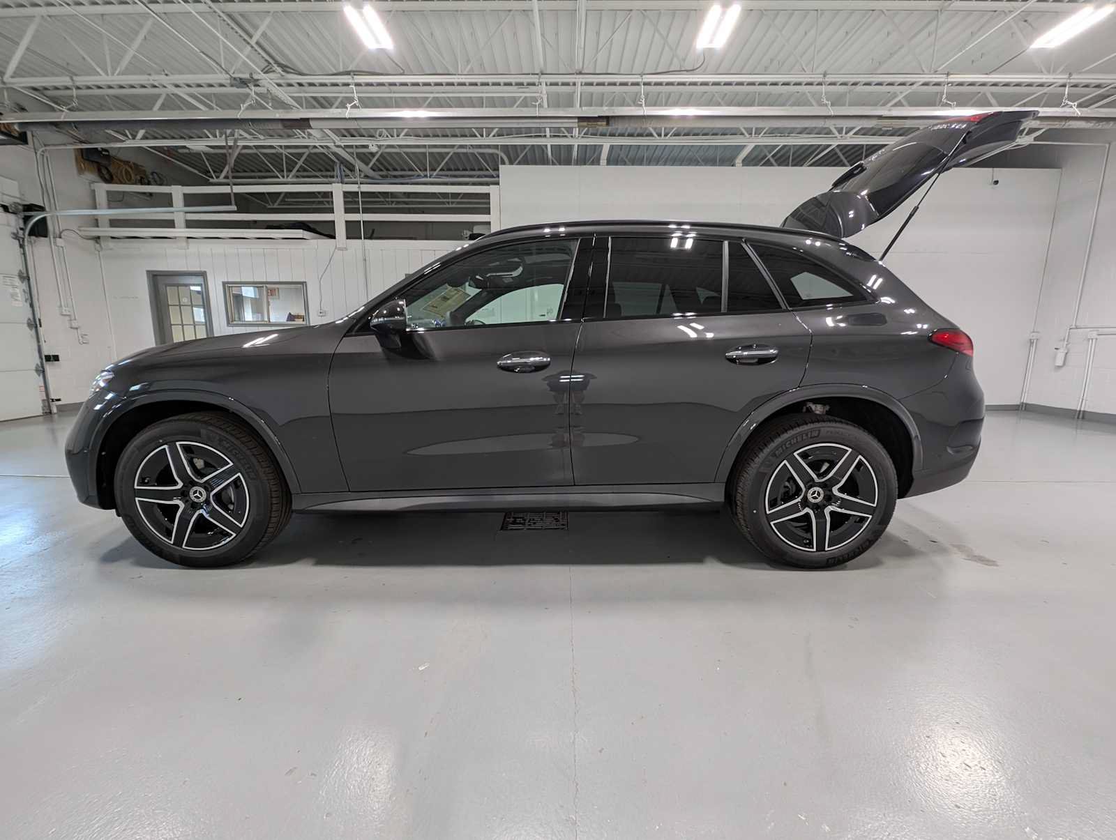 New 2026 Mercedes-Benz GLC 300 4MATIC image 10