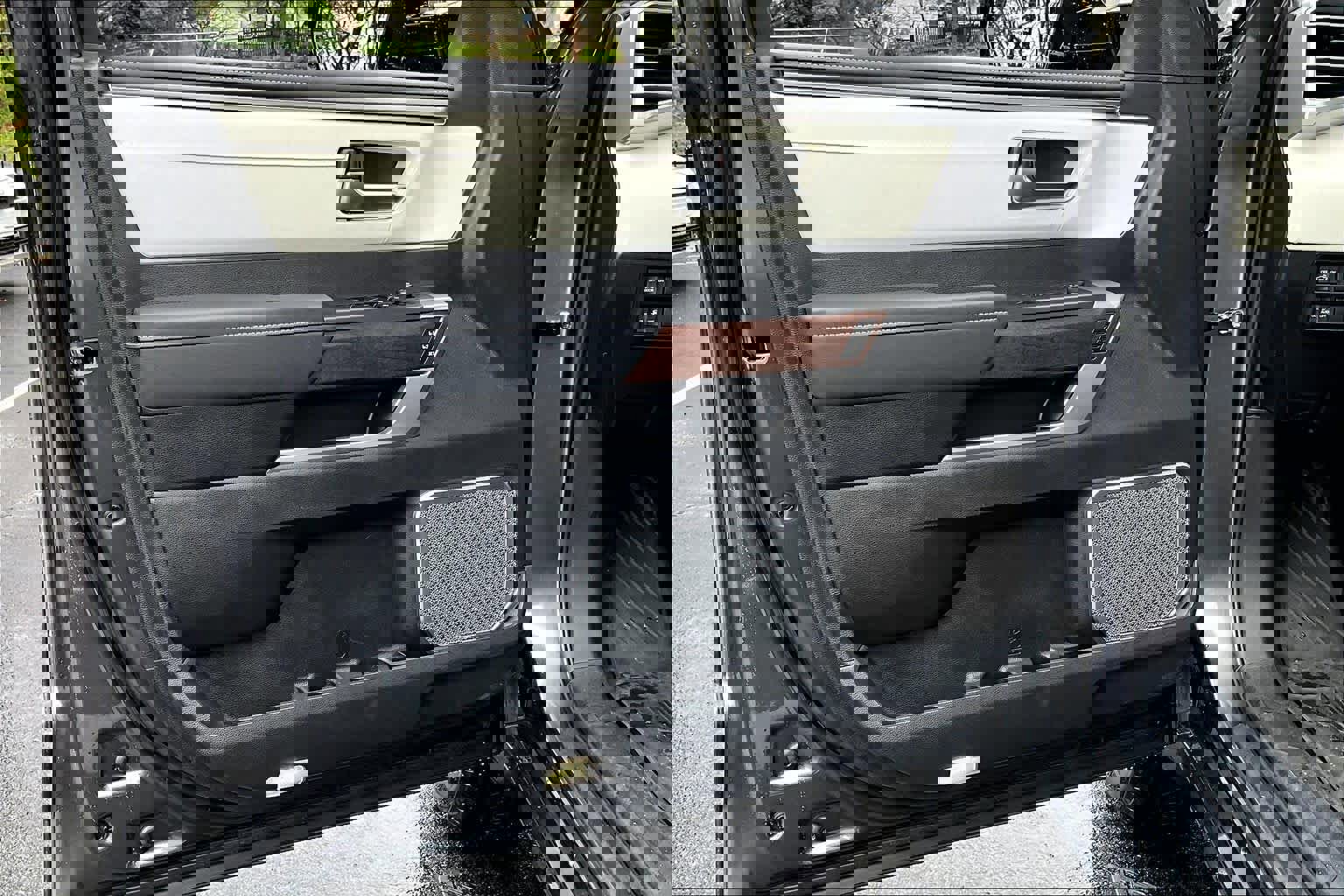 Used 2025 Toyota Tundra Capstone image 22