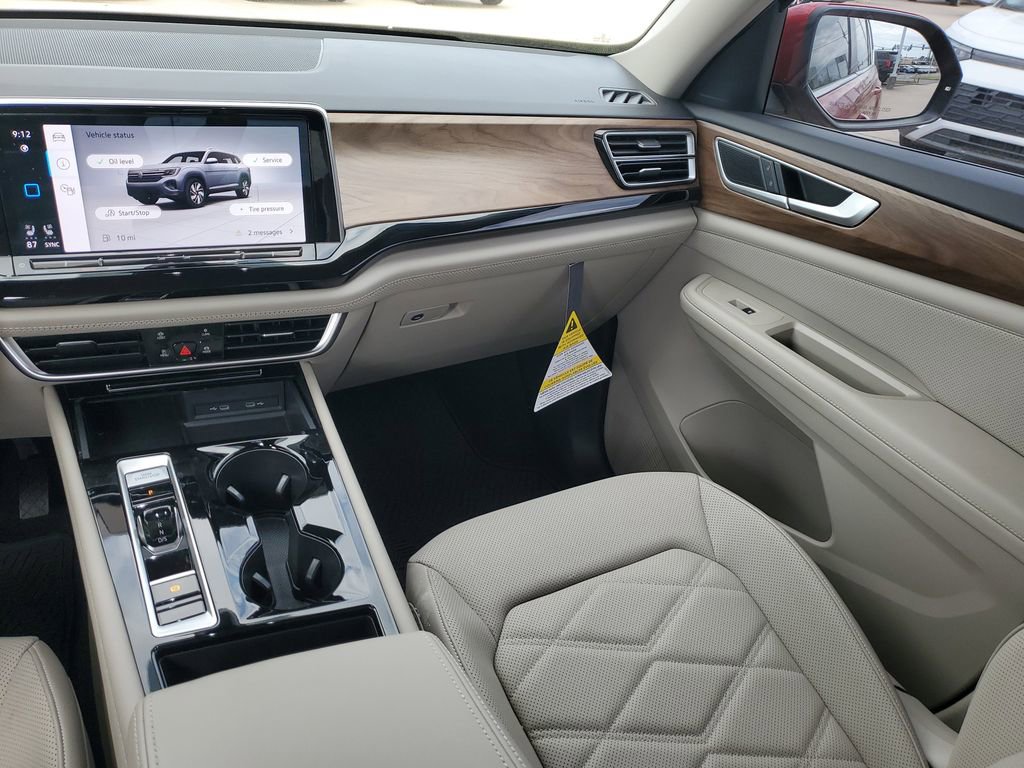 Used 2024 Volkswagen Atlas SE image 15