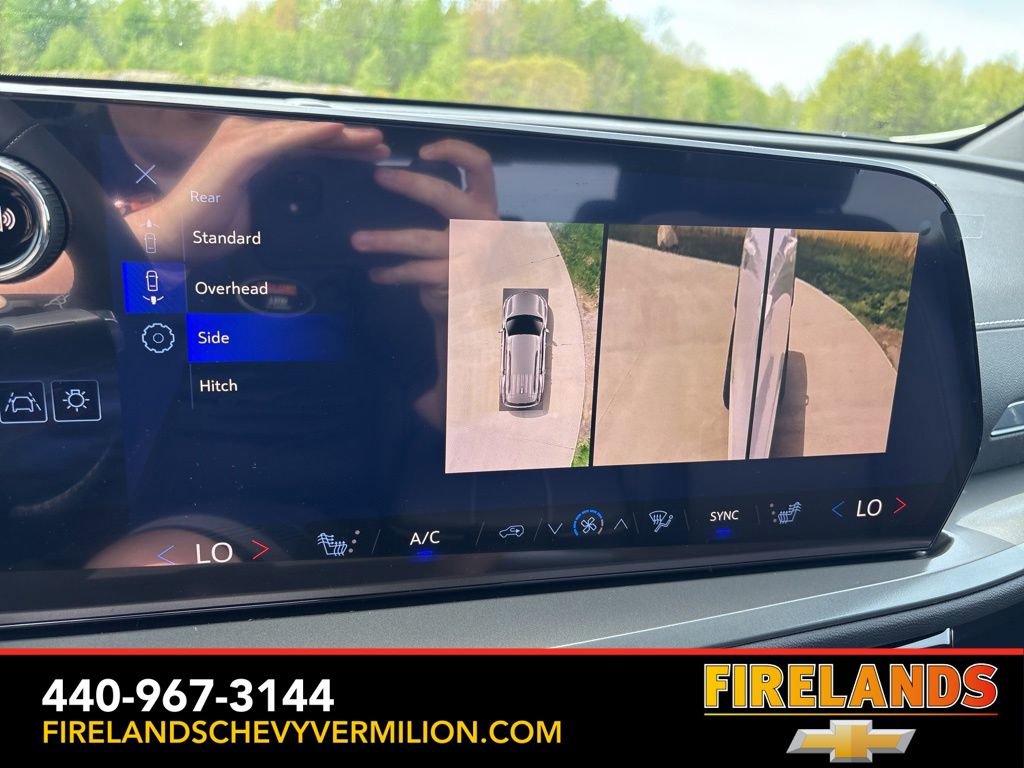 New 2026 Chevrolet Traverse LT FWD image 31