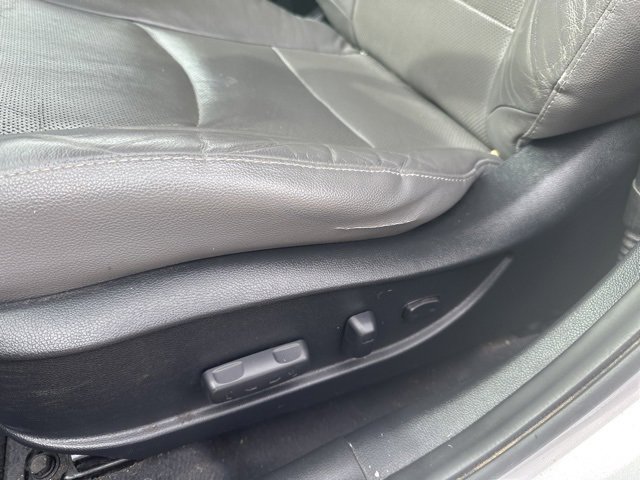 Used 2014 Hyundai Elantra Limited image 4