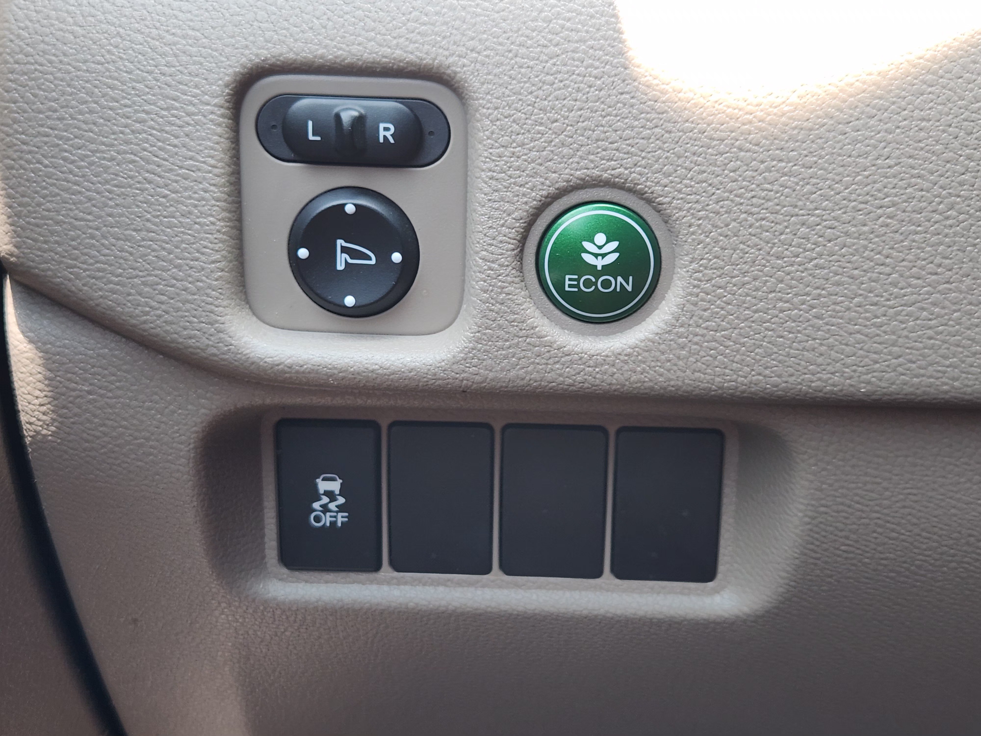 Used 2018 Honda Pilot LX image 21