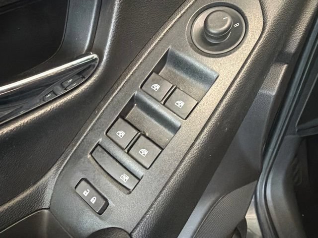 Used 2019 Chevrolet Trax LT AWD/4WD image 9