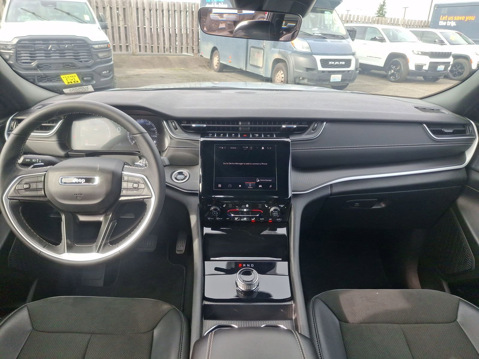 Used 2025 Jeep Grand Cherokee L Altitude image 9