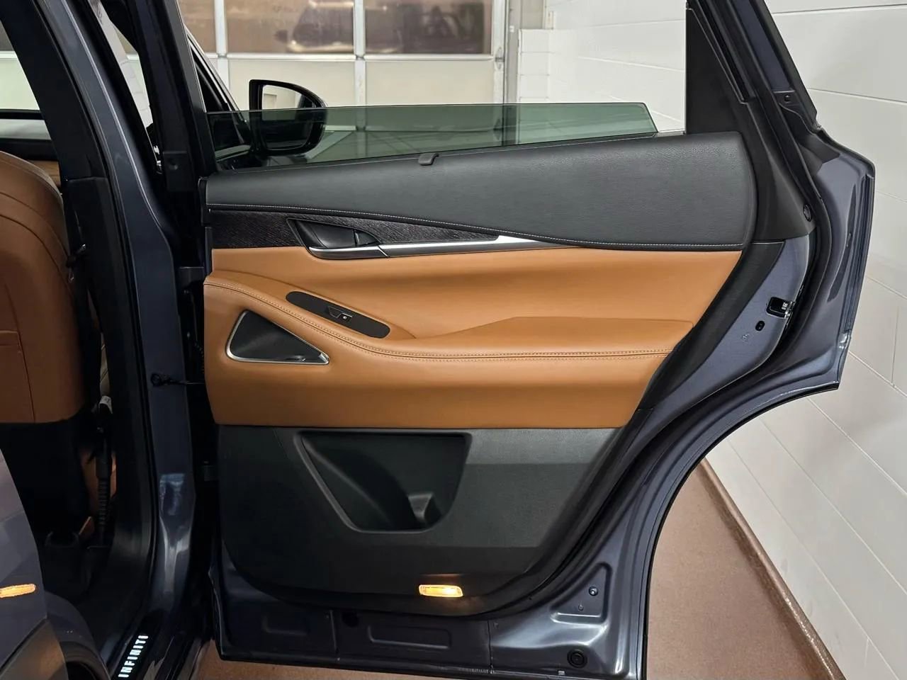 Used 2023 INFINITI QX60 Autograph w/ Cargo Package AWD/4WD image 44