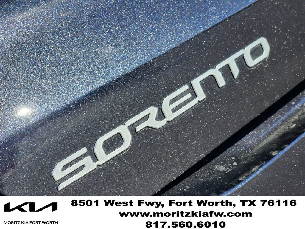 Certified 2025 Kia Sorento S AWD/4WD image 11