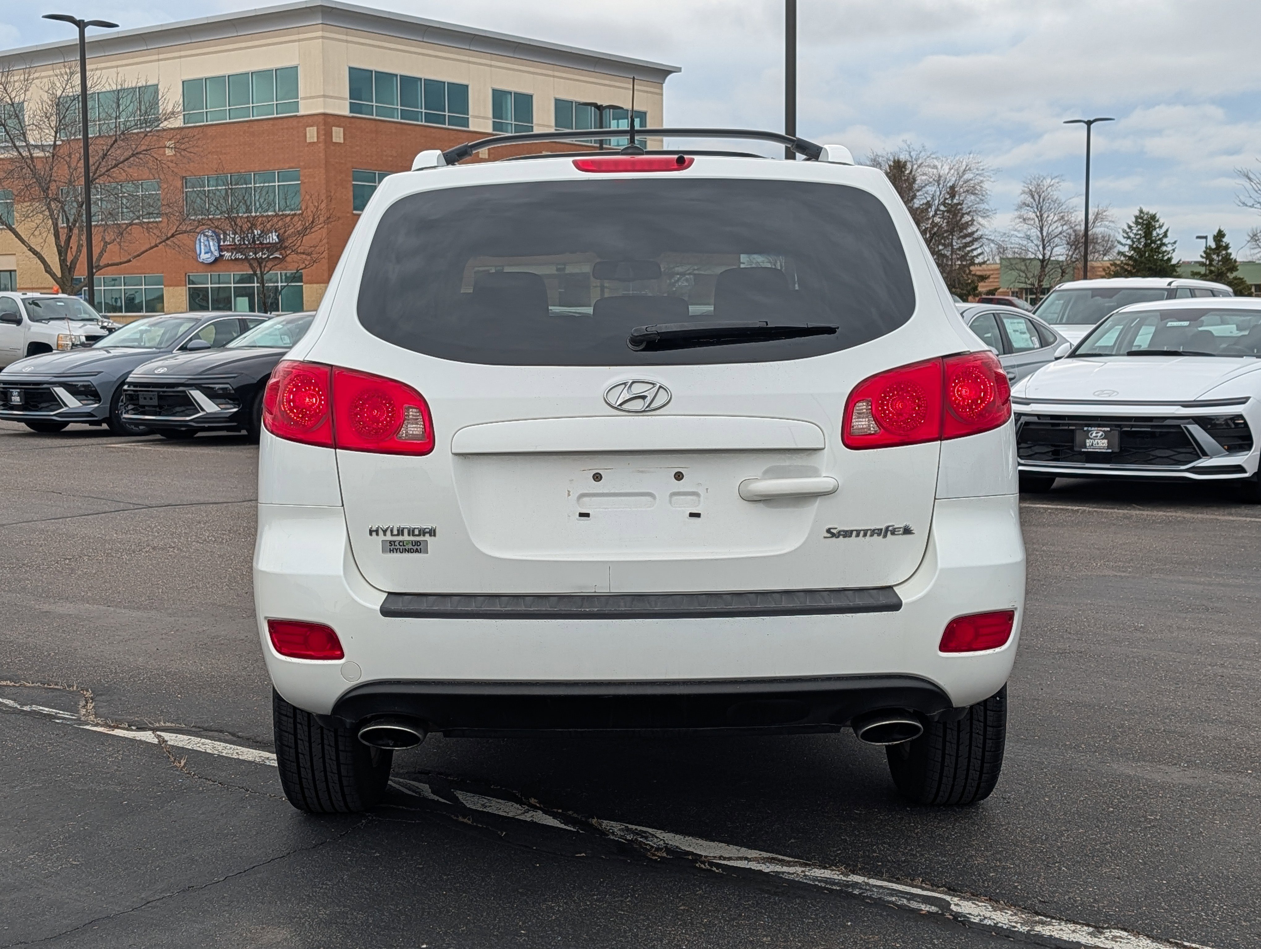 Used 2007 Hyundai Santa Fe 2WD image 4