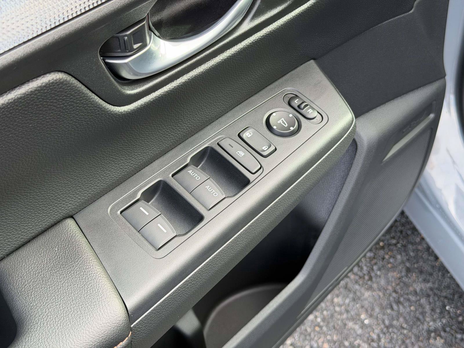 Certified 2026 Honda CR-V Sport image 7