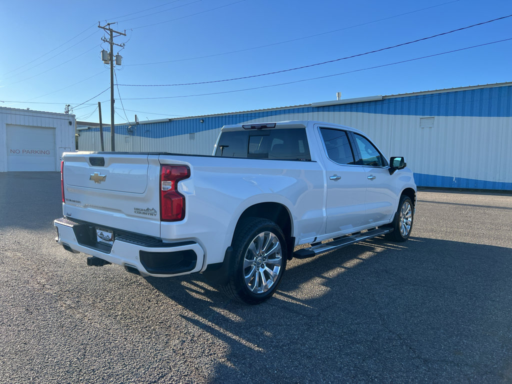 Used 2021 Chevrolet Silverado 1500 High Country w/ Technology Package AWD/4WD image 15