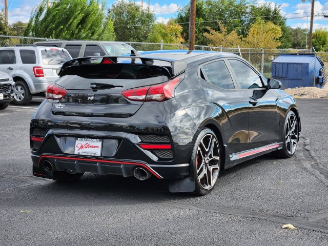 Used 2022 Hyundai Veloster N FWD image 3