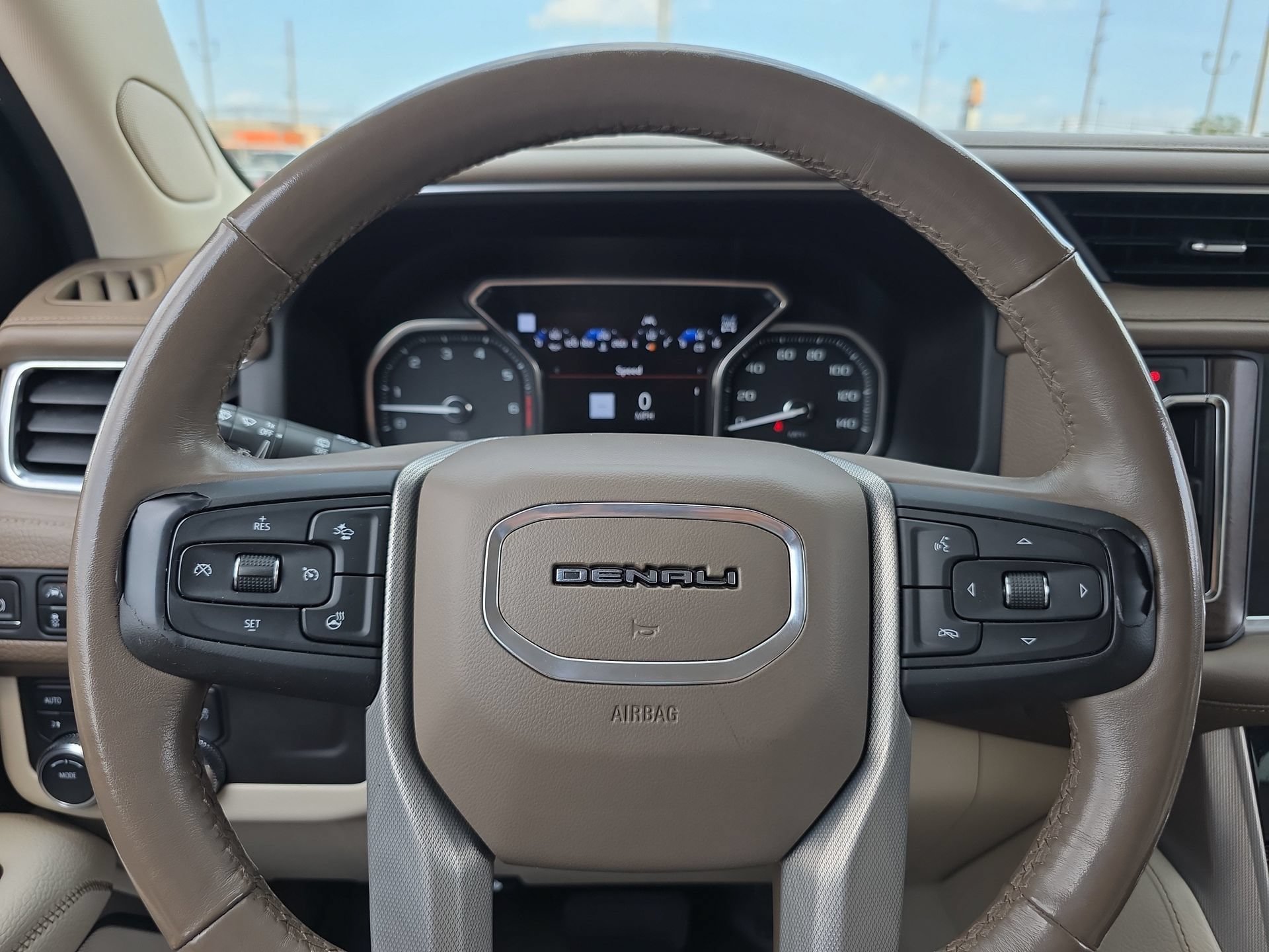 Used 2021 GMC Yukon XL Denali AWD/4WD image 20