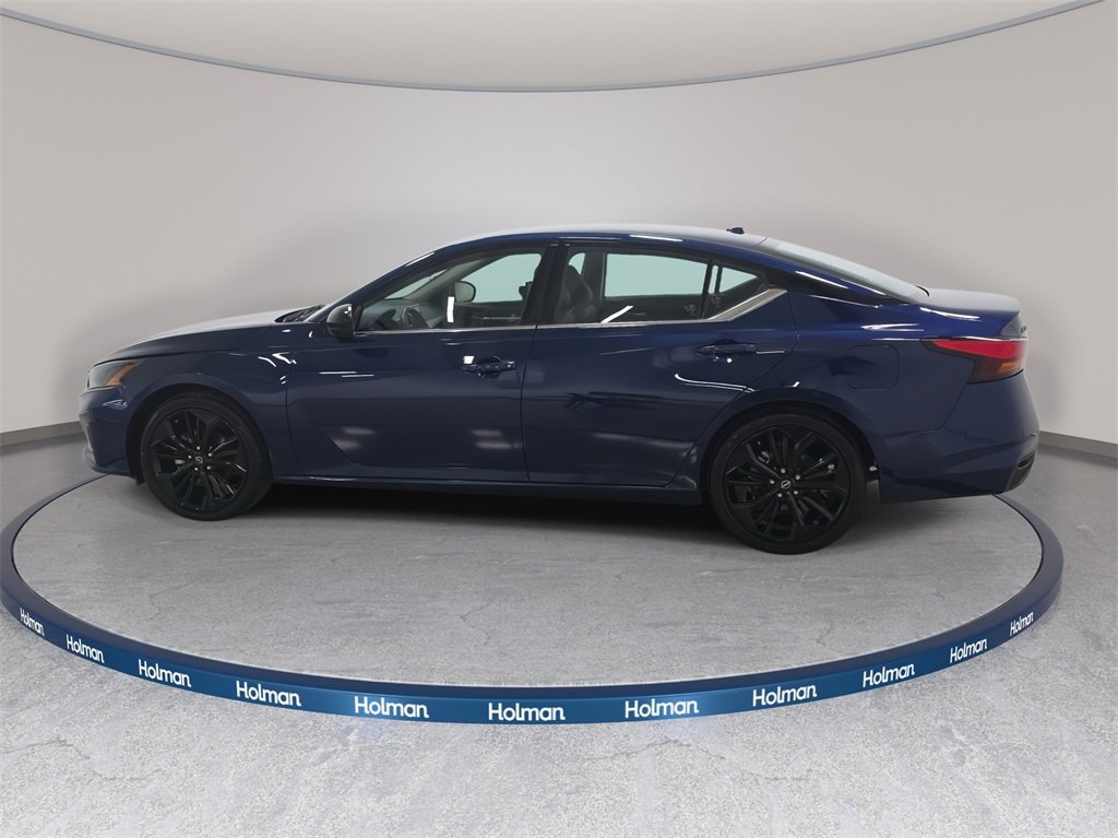 Used 2024 Nissan Altima 2.5 SR image 9
