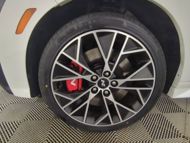 Used 2022 Hyundai Kona N FWD image 16