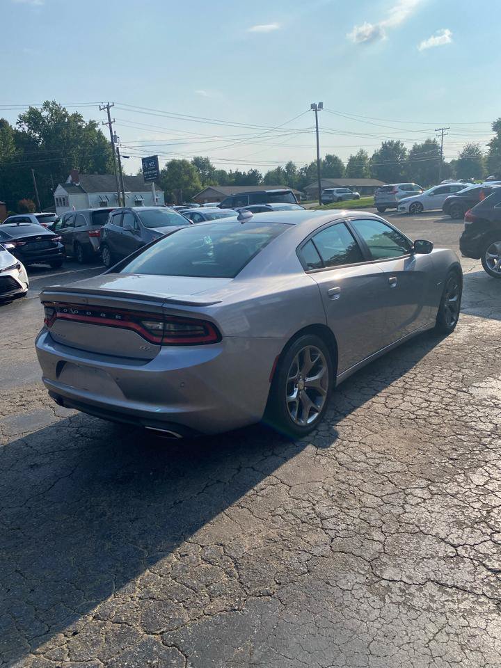 Used 2015 Dodge Charger R/T w/ Plus Group RWD image 6