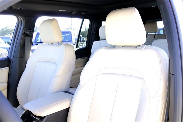 New 2026 Jeep Grand Cherokee L Limited image 10