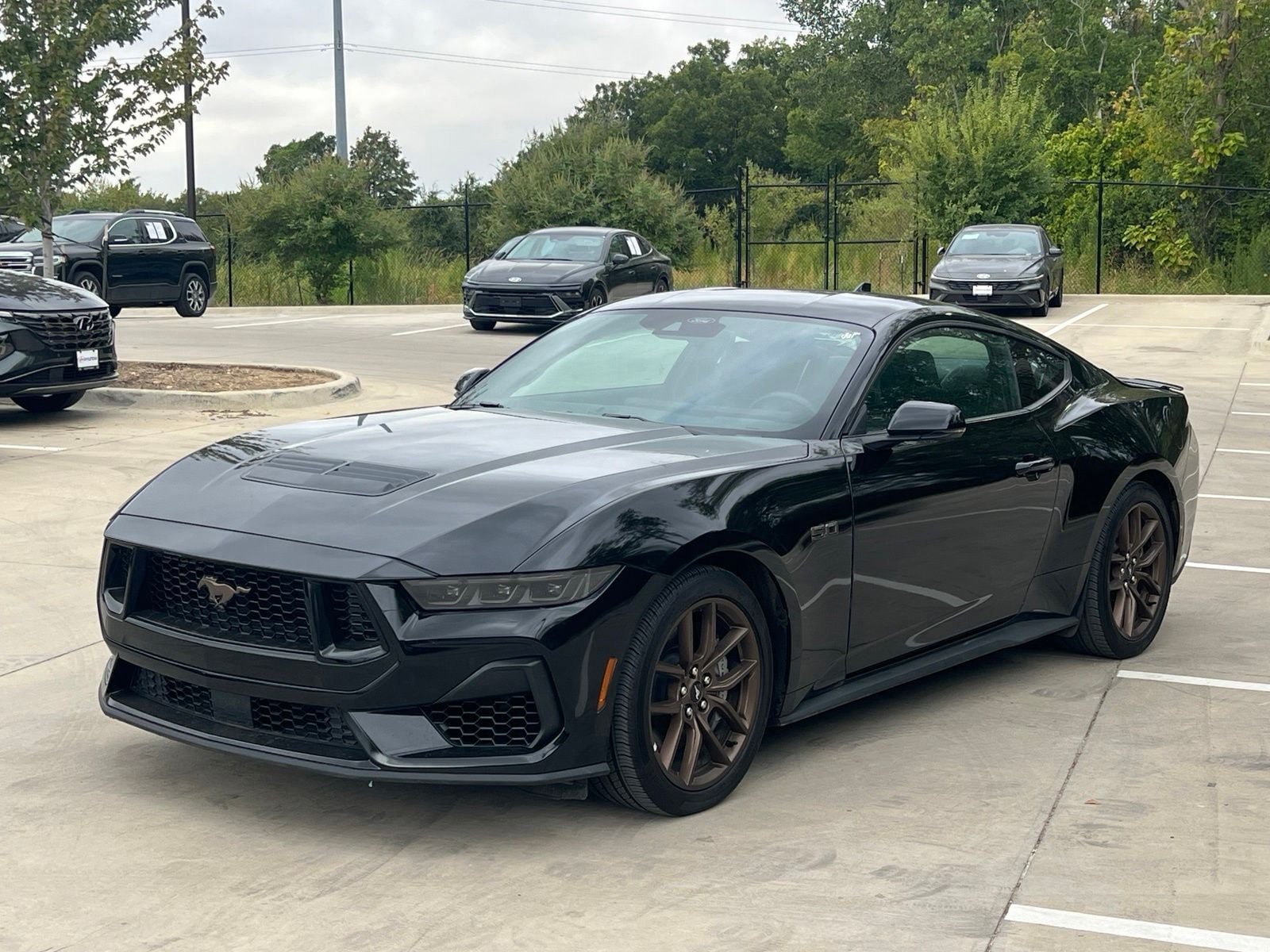 Used 2025 Ford Mustang GT Premium RWD image 5