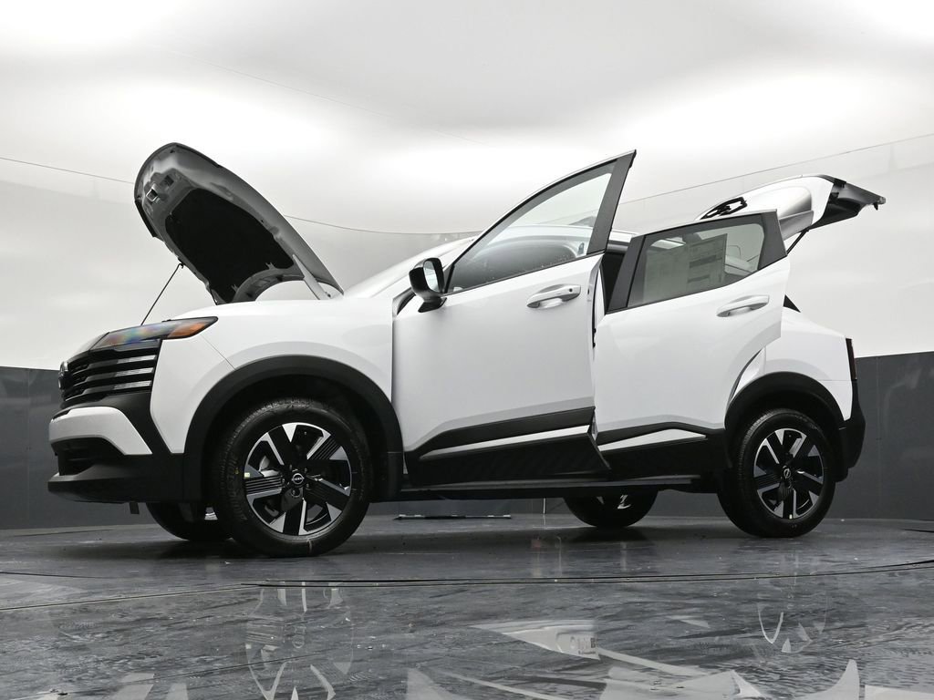 New 2026 Nissan Kicks SV w/ Cold Weather Package AWD/4WD image 35