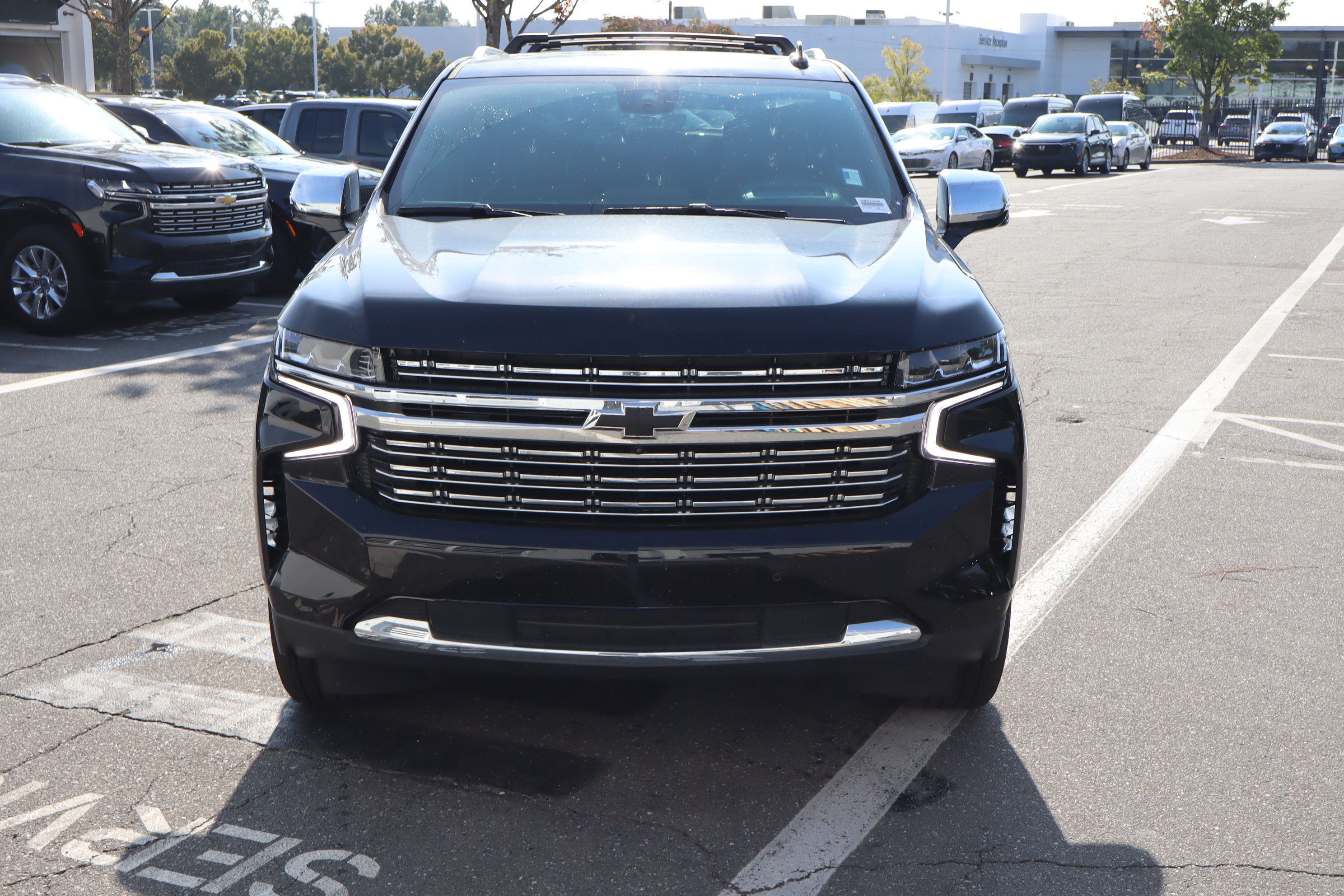 Certified 2024 Chevrolet Suburban Premier w/ Advanced Technology Package image 3
