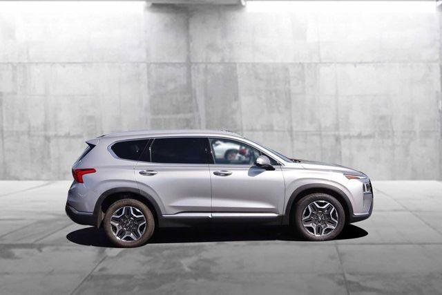 Used 2023 Hyundai Santa Fe Limited FWD image 5