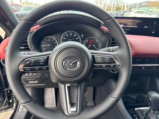 New 2026 MAZDA MAZDA3 Hatchback w/Premium Plus Pkg image 17