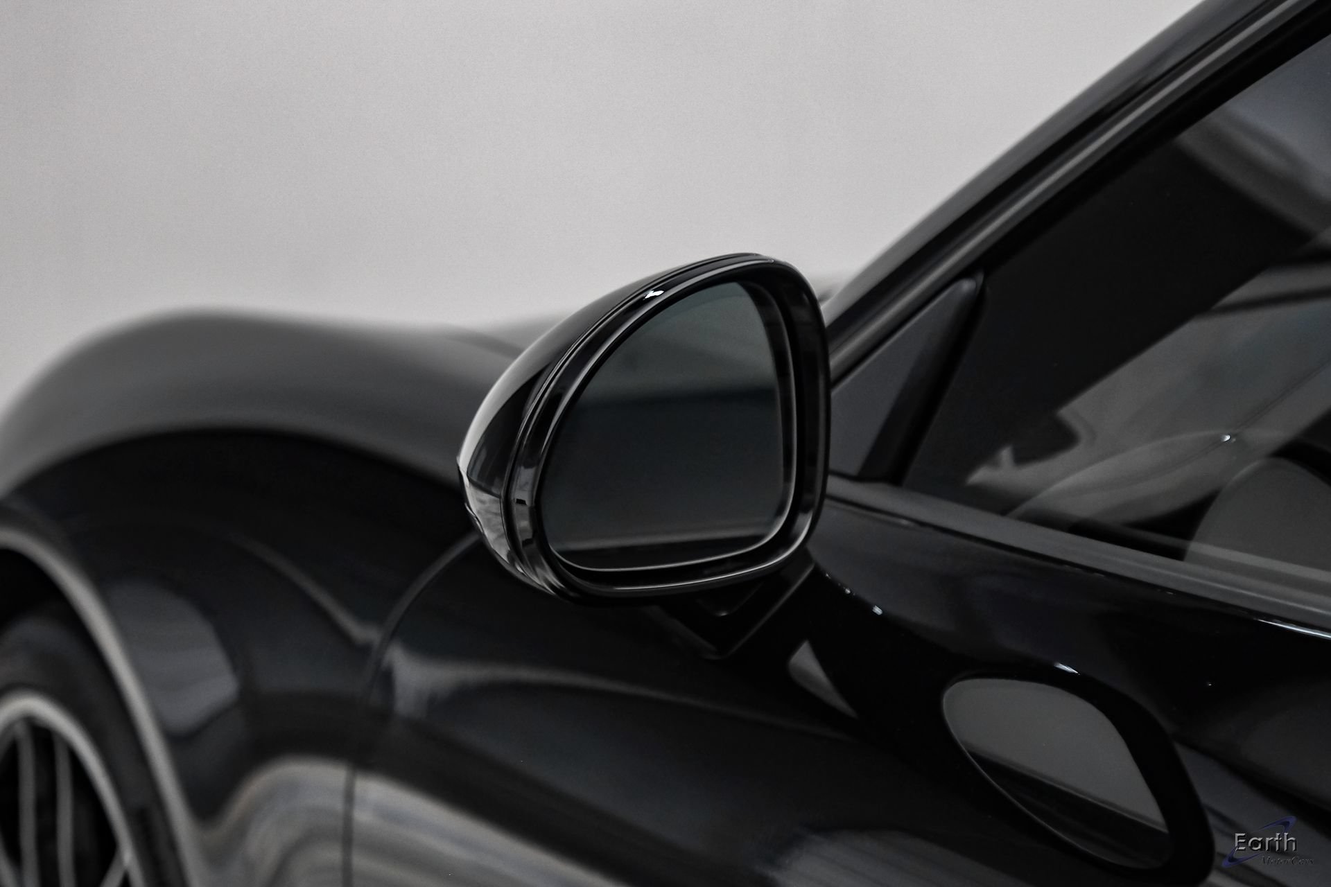Used 2019 Porsche 911 Turbo S AWD/4WD image 91