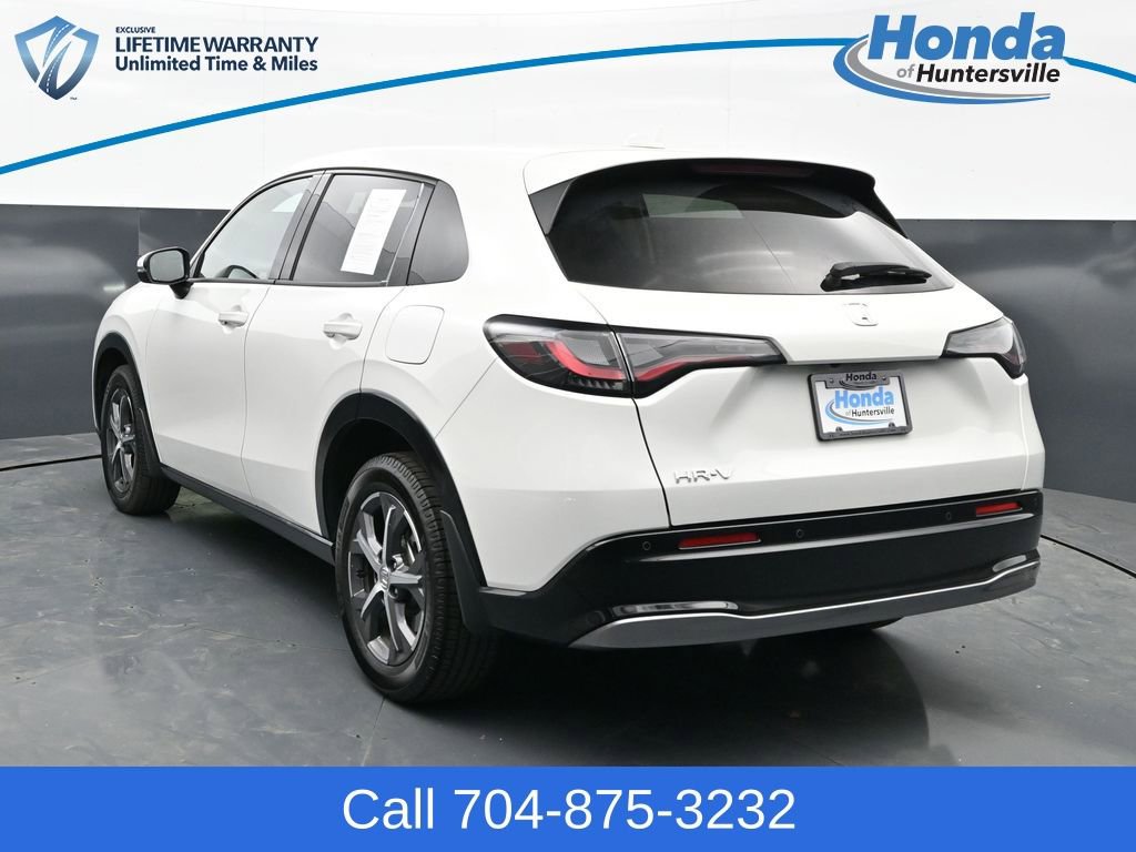 Used 2023 Honda HR-V EX-L image 6