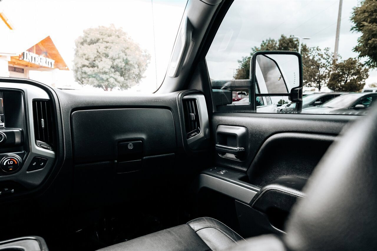 Used 2018 Chevrolet Silverado 2500 LTZ w/ Custom Sport Edition AWD/4WD image 26
