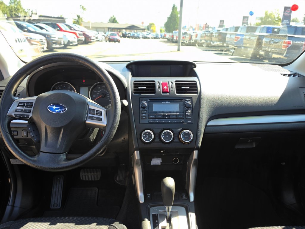 Used 2014 Subaru Forester 2.5i Premium w/ All-Weather Package AWD/4WD image 29