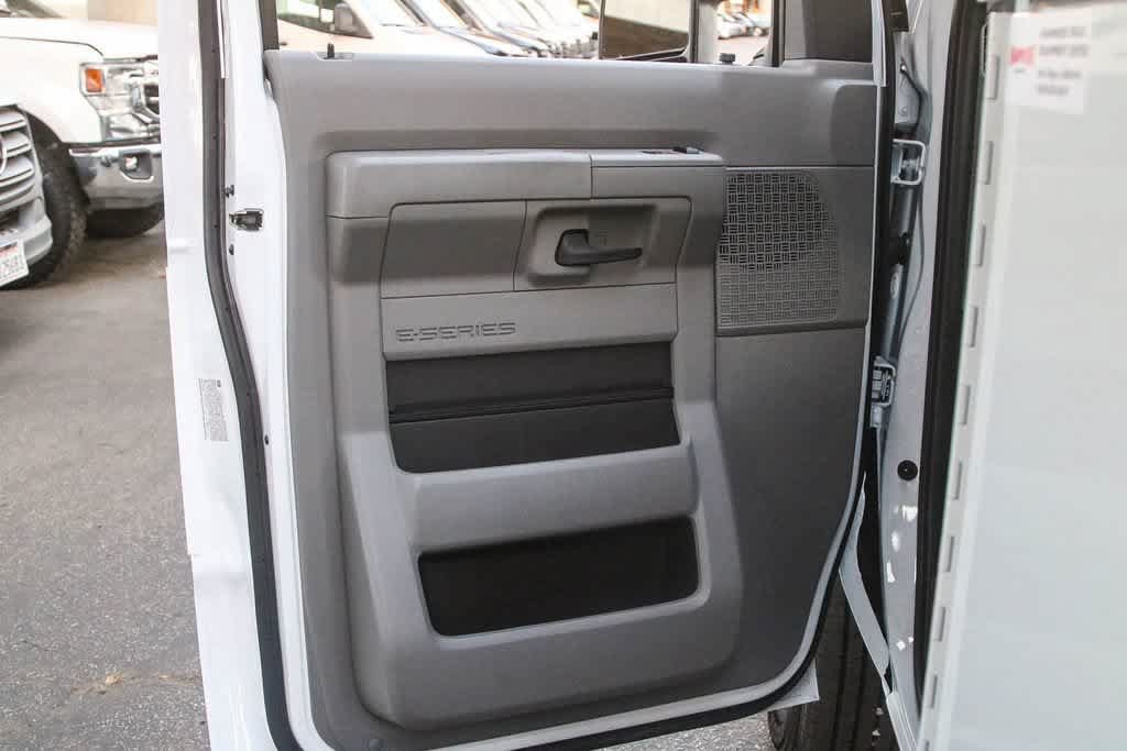 New 2026 Ford E-350 and Econoline 350 Super Duty w/ Power Equipment Group RWD image 24