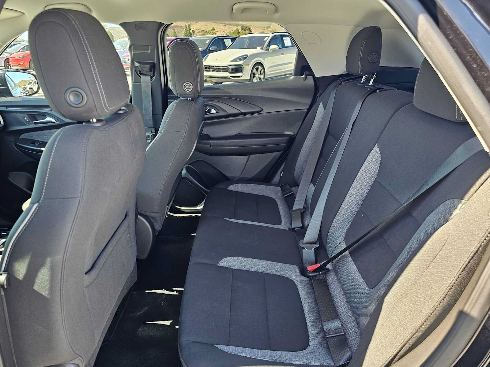Used 2023 Chevrolet TrailBlazer LT w/ Convenience Package FWD image 16